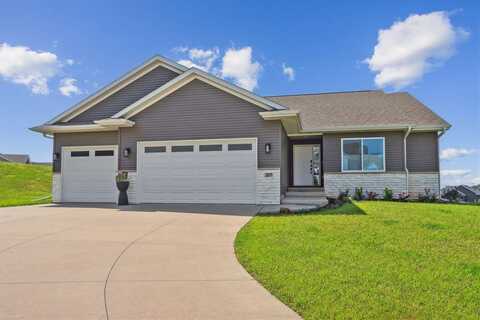 203 Edelweiss Cir, Tiffin, IA 52340