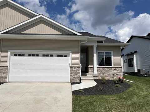 1232 Berkshire Ln, North Liberty, IA 52317