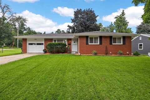 1727 Glendale Rd, Iowa City, IA 52245