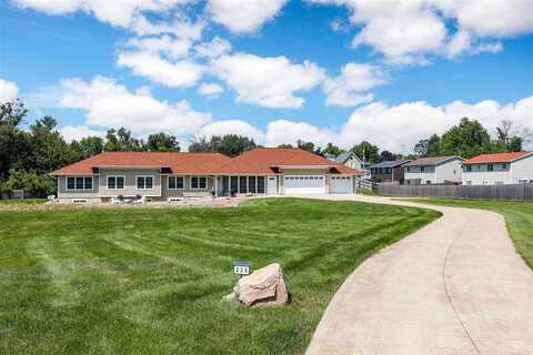235 S 21st Street Court, Marion, IA 52302