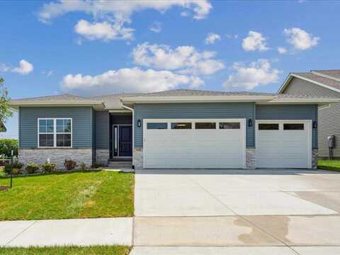 1245 Covered Wagon Dr, Iowa City, IA 52240