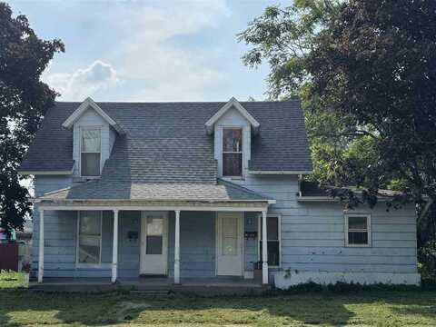 311 N Avenue C, Washington, IA 52353