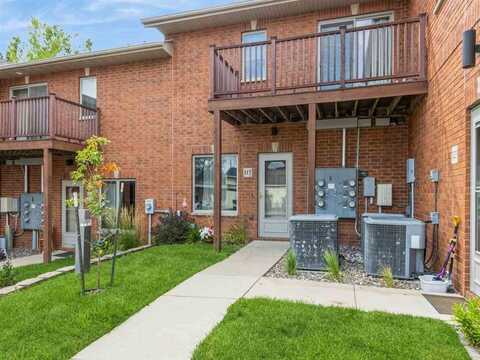117 N Downey St, West Branch, IA 52358