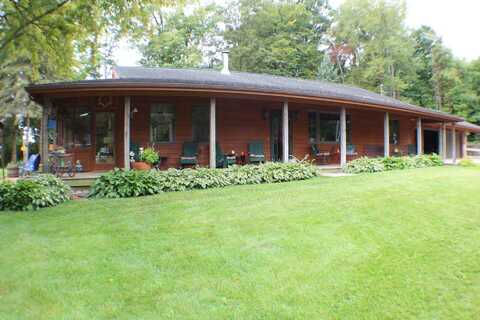 5435 State Road, Hillsdale, MI 49242