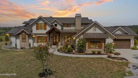 8922 Pickens Gap Rd, Knoxville, TN 37920