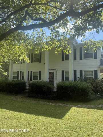 134 Andy Baird Drive, La Follette, TN 37766