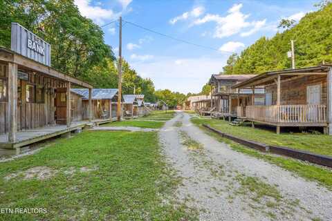 517 Adkins Tr, Winfield, TN 37892