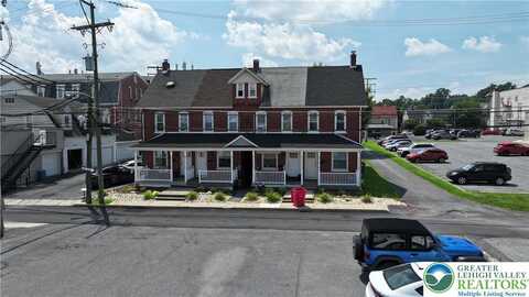 42 Spruce Street, Nazareth Boro, PA 18064