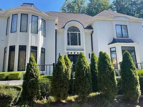 5830 GARDEN OAK, Memphis, TN 38120