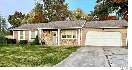 304 Bill Lou Drive, Collinsville, IL 62234
