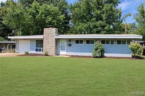 613 Fieldcrest Drive, Saint Louis, MO 63126
