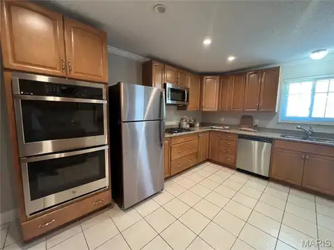 10381 Oxford Hill Drive, Unincorporated, MO 63146