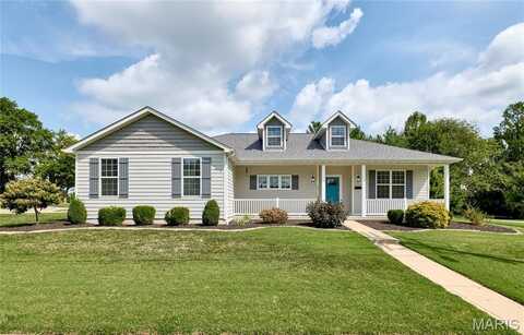 327 E 4th Street, Waterloo, IL 62298
