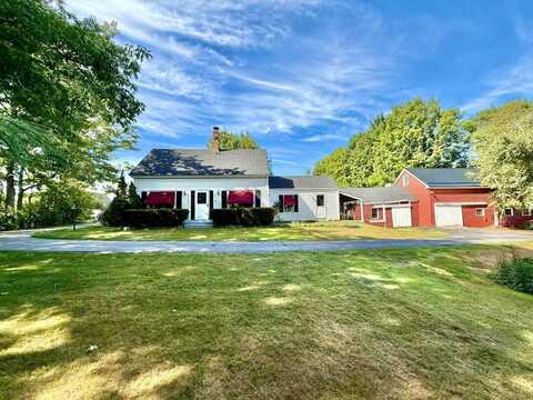 36 Center Street, Kenduskeag, ME 04450