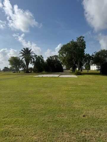 93 Second, Palacios, TX 77465