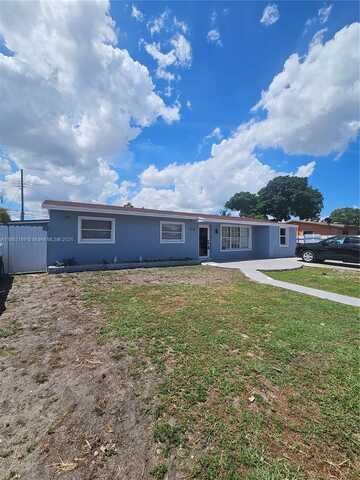 4970 NW 182nd St, Miami Gardens, FL 33055