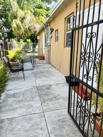 3775 NW 13th St, Miami, FL 33126