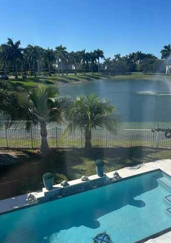 318 NE 31st Ave, Homestead, FL 33033