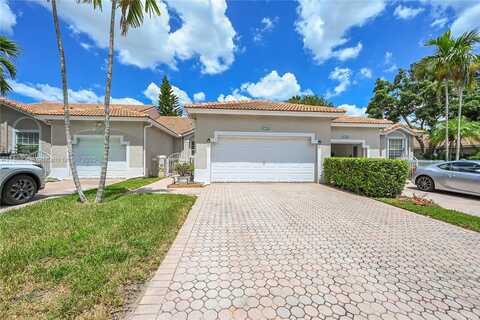 7401 S Aragon Blvd, Sunrise, FL 33313