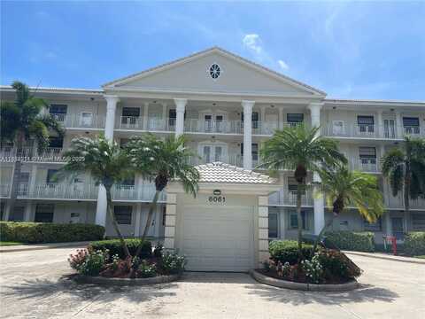 6061 Balboa Cir, Boca Raton, FL 33433