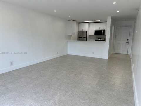 17901 NW 68 Avenue, Hialeah, FL 33015