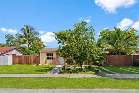 6233 Rodman St, Hollywood, FL 33023