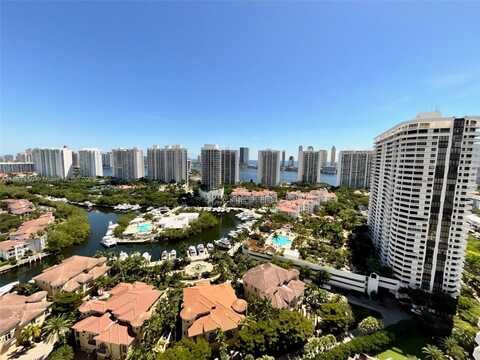 1000 W Island Blvd, Aventura, FL 33160