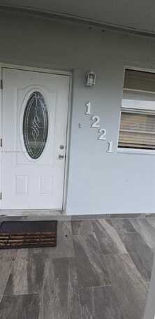 1221 NW 23rd Ter, Fort Lauderdale, FL 33311
