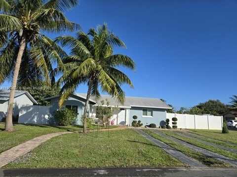 903 NW 6th Ave, Boynton Beach, FL 33426