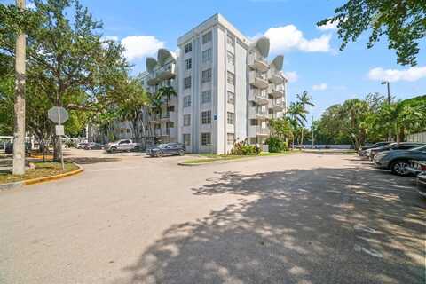 498 NW 165th St Rd, Miami, FL 33169