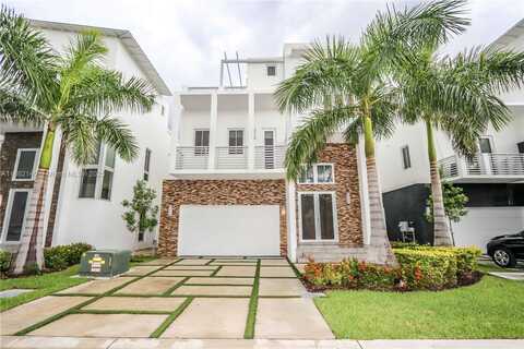 8241 NW 34th Dr, Doral, FL 33122
