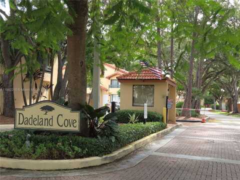 7799 SW 102nd Ln, Miami, FL 33156