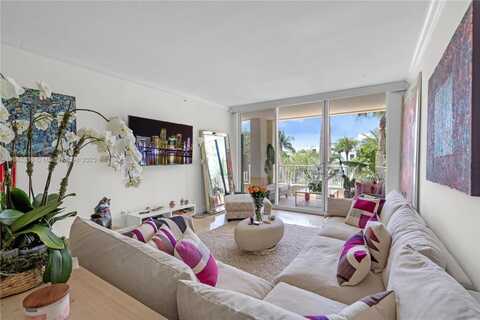 701 Crandon Blvd, Key Biscayne, FL 33149