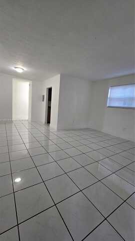 1590 NE 125th Ter, North Miami, FL 33161