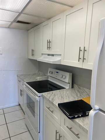 13455 NE 10th Ave, North Miami, FL 33161