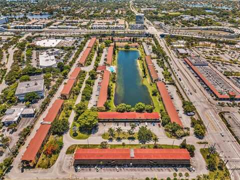 2940 NE 203rd St, Aventura, FL 33180