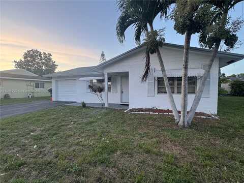 7205 NW 76th PL, Tamarac, FL 33321
