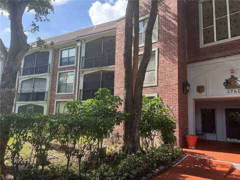 3760 Inverrary Dr, Lauderhill, FL 33319