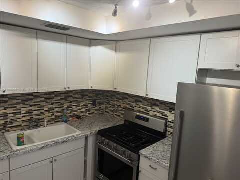 6720 Arbor Dr, Miramar, FL 33023