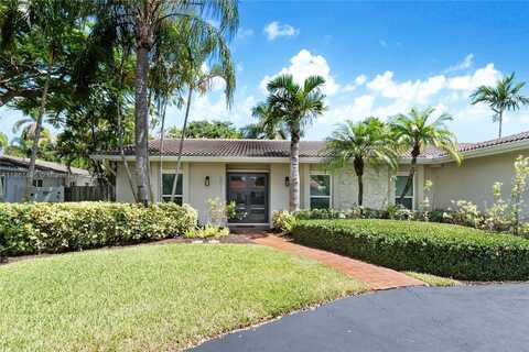 2011 NE 211th St, Miami, FL 33179
