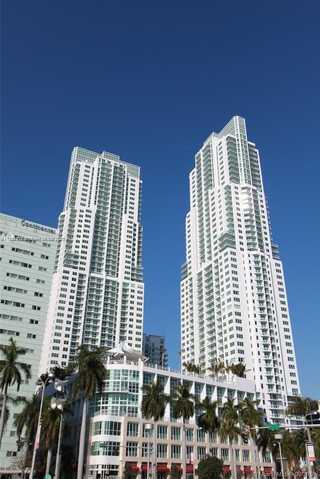 253 NE 2nd St, Miami, FL 33132