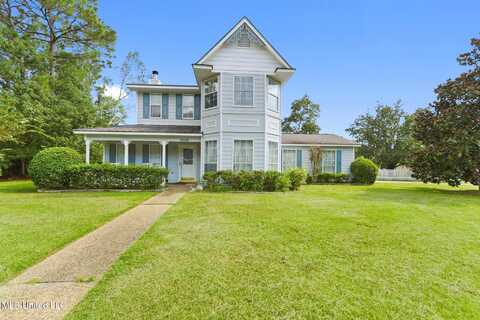 10100 Iroquois Avenue, Ocean Springs, MS 39564