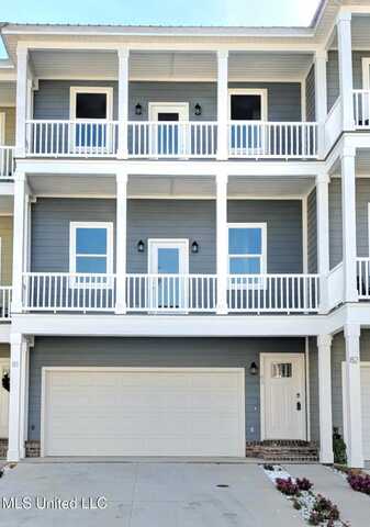 82 Oak Alley Lane, Long Beach, MS 39560