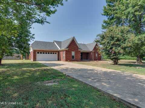 10495 Spring River Cove, Lake Cormorant, MS 38641