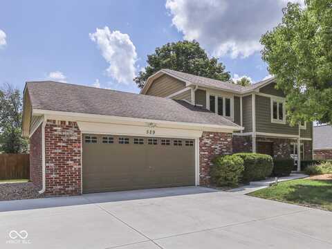 529 S Oakwood Drive, Greenwood, IN 46142