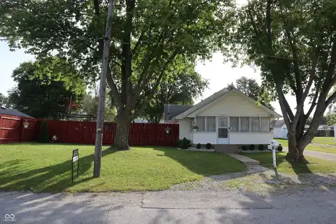 521 N Young Street, Frankfort, IN 46041