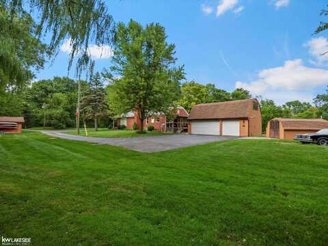 37374 PALMER WOODS, Sterling Heights, MI 48312
