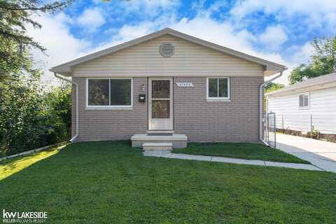 27449 Groveland, Madison Heights, MI 48071