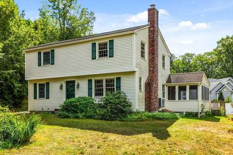 26 Willard Rd, Ashburnham, MA 01430