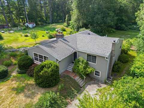 30 Fenno Dr, Rowley, MA 01969
